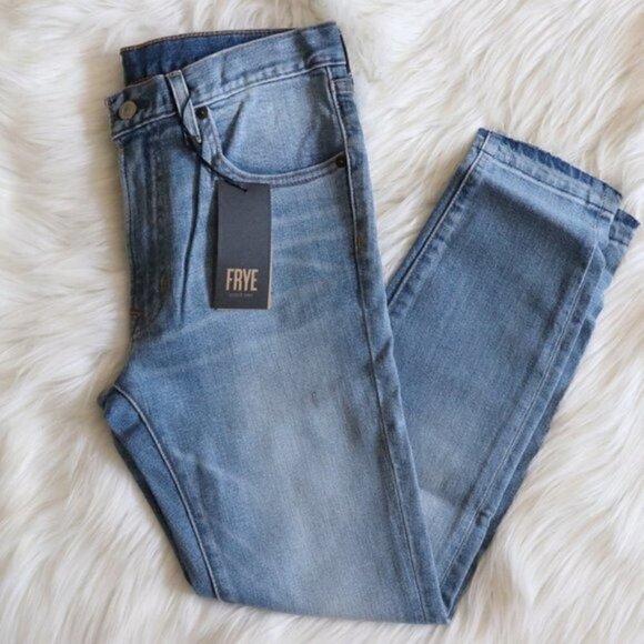 NEW FRYE Light Wash Skinny Cropped Jeans Size 25 Mid Rise Raw Hem - Picture 1 of 10
